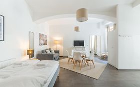 Free Parking I 458 Mbitwifi I Kingsize Bed